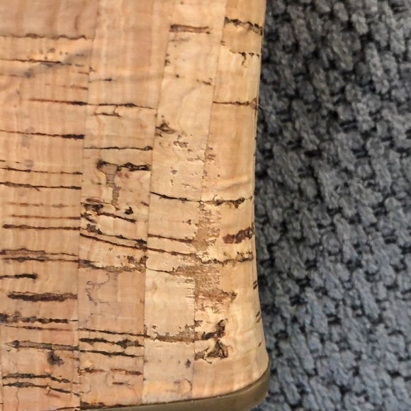 TOM’S cork wedges. Size 6 - Picture 6 of 9